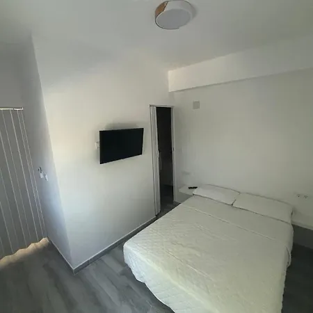 Alojamiento Canaima Malaga Exterior photo